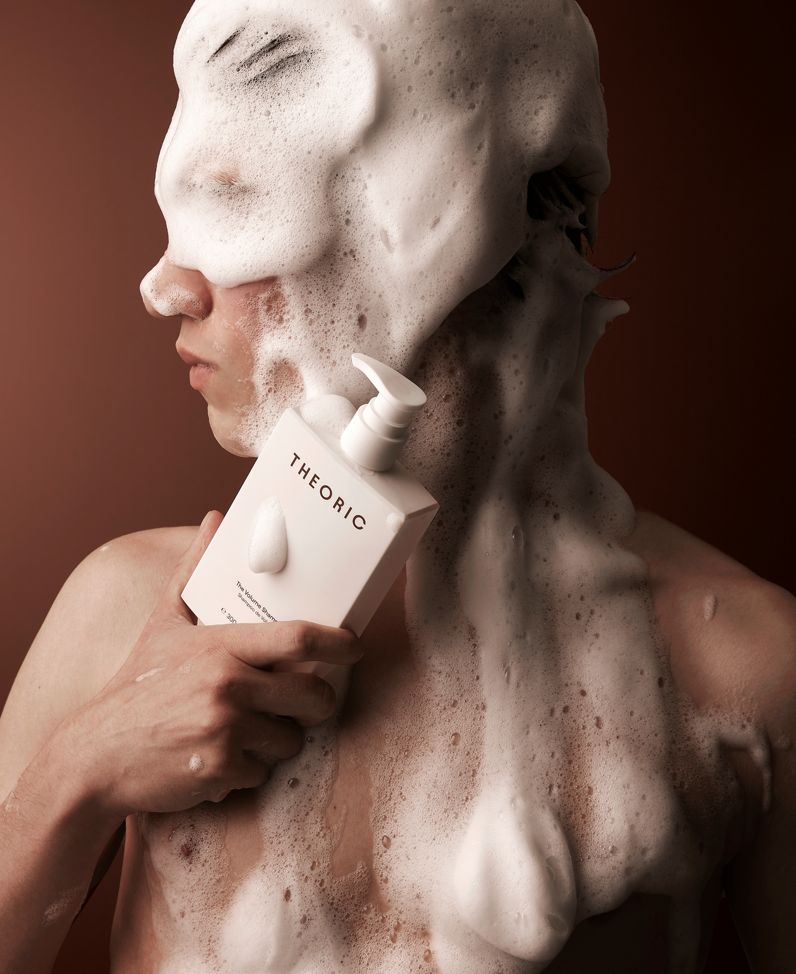 THE VOLUME SHAMPOO