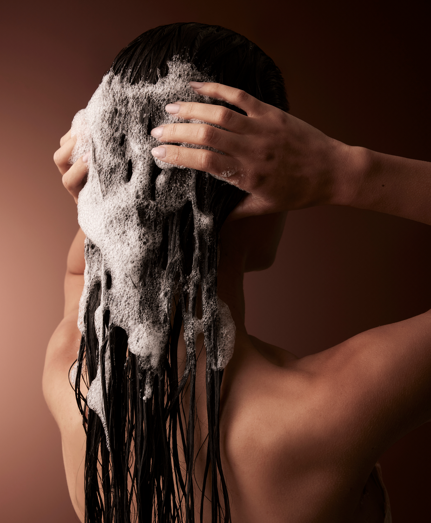 THE HYDRATING SHAMPOO